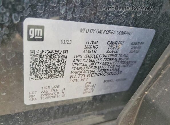 KL77LKE24RC002533 2024 CHEVROLET TRAX Black Widok naklejki z numerem VIN