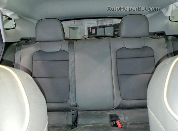 KL77LKE26RC221395 2024 CHEVROLET TRAX Черный Вид задних сидений