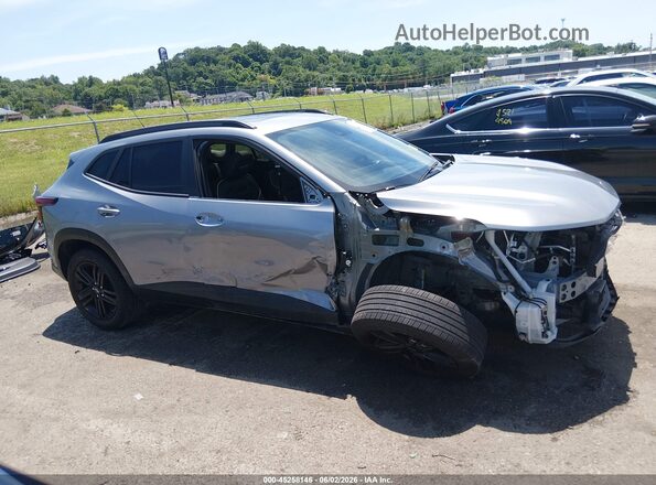 KL77LKE27RC190738 2024 CHEVROLET TRAX Silver 