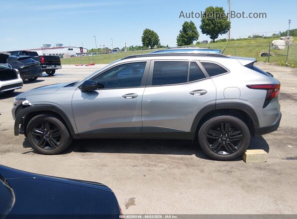 KL77LKE27RC190738 2024 CHEVROLET TRAX Silver 