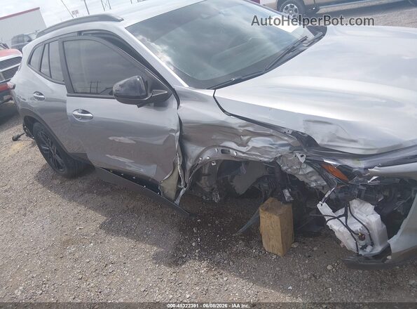 KL77LKE28RC223309 2024 CHEVROLET TRAX Black Vista frontal
