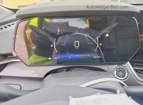 KL77LKEP0SC019525 2025 CHEVROLET TRAX Gold Widok zestawu wskaźników