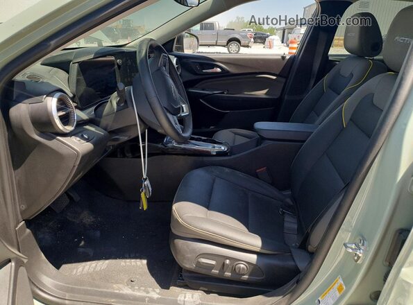 KL77LKEP0TC059105 2026 CHEVROLET TRAX Зеленый 