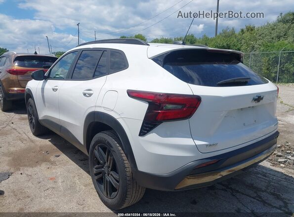 KL77LKEP2SC027531 2025 CHEVROLET TRAX White Rear left