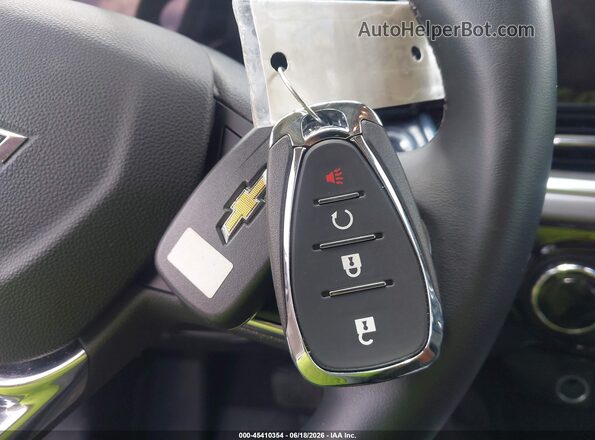 KL77LKEP2SC027531 2025 CHEVROLET TRAX White Dashboard view