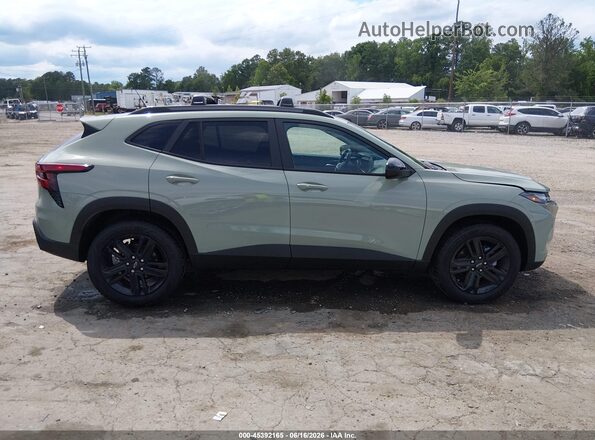 KL77LKEP2TC128229 2026 CHEVROLET TRAX Green Սալոնի հետևի տեսք