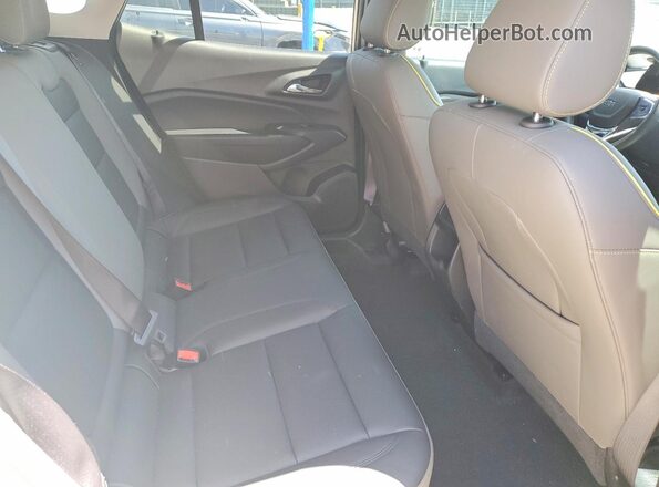 KL77LKEP3SC023746 2025 CHEVROLET TRAX White Vista interior trasera