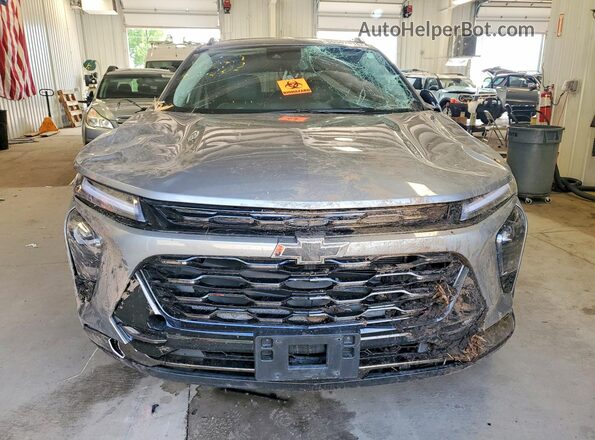 KL77LKEP4SC268278 2025 CHEVROLET TRAX Silver Vista frontal