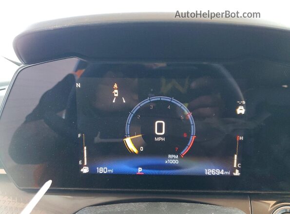KL77LKEP5SC218490 2025 CHEVROLET TRAX Gray Вид щитка приладів