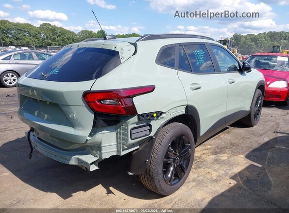KL77LKEP7SC118861 2025 CHEVROLET TRAX Green Trasero derecho