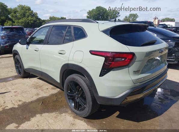 KL77LKEP7SC239504 2025 CHEVROLET TRAX Green Trasero izquierdo