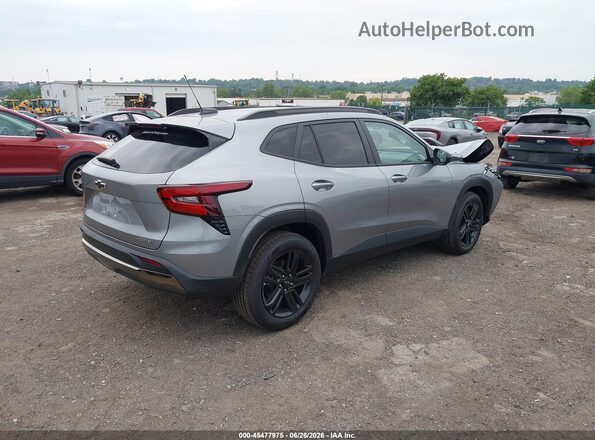 KL77LKEP7TC092571 2026 CHEVROLET TRAX Silver Tył prawy
