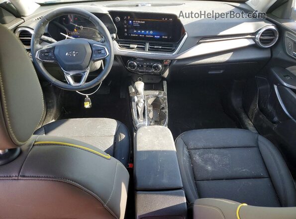 KL77LKEP8SC020986 2025 CHEVROLET TRAX Turquoise წინა პანელის ხედი