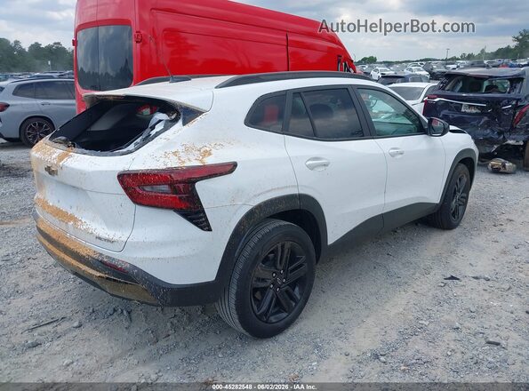 KL77LKEP8SC098829 2025 CHEVROLET TRAX White Trasero derecho