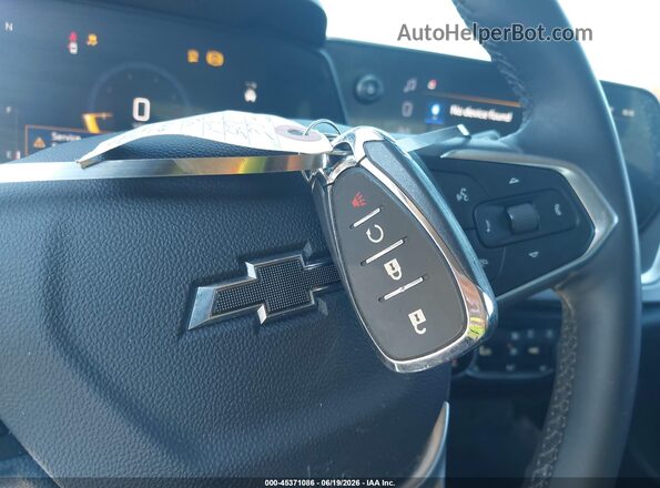 KL77LKEP8SC141677 2025 CHEVROLET TRAX Black Vista del salpicadero