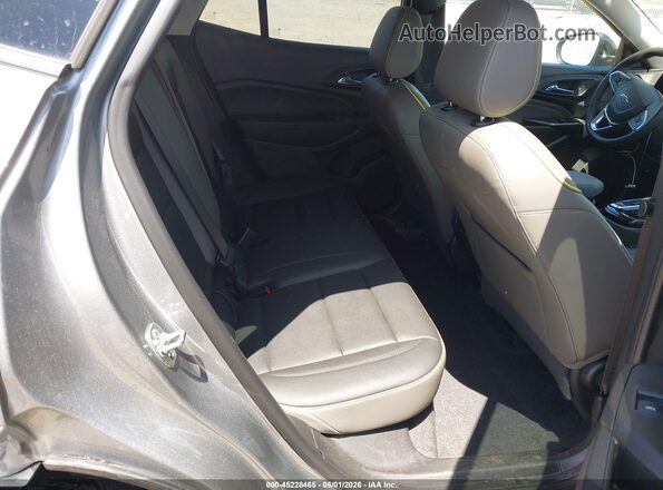 KL77LKEP9SC329527 2025 CHEVROLET TRAX Gray Vista de la etiqueta del VIN