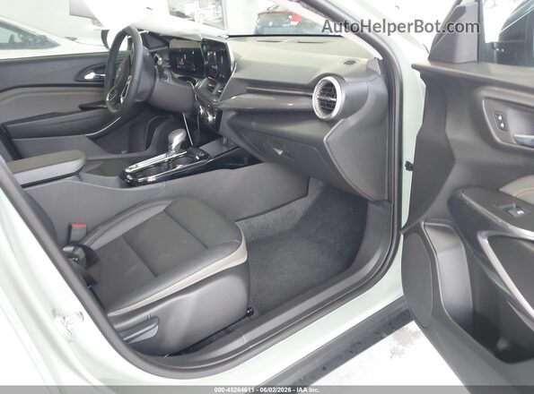 KL77LKEP9TC134013 2026 CHEVROLET TRAX Green Vista interior delantera
