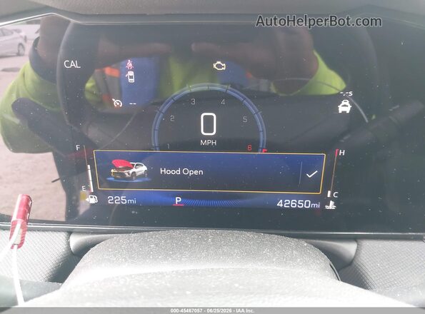 KL79MMS21RB186079 2024 CHEVROLET TRAILBLAZER Gray Հետևի նստատեղերի տեսք