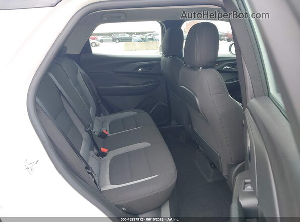KL79MMS2XPB164448 2023 CHEVROLET TRAILBLAZER White VIN կոդի պիտակի տեսք