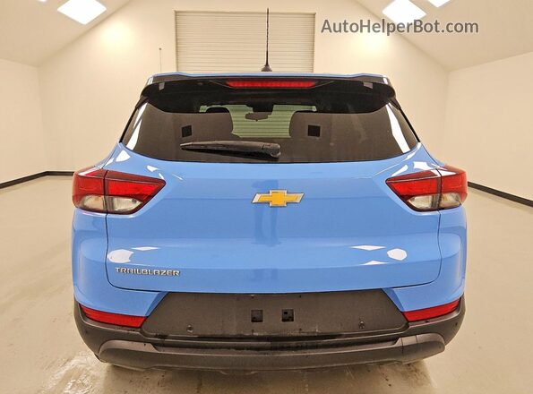 KL79MMSL4RB113054 2024 CHEVROLET TRAILBLAZER Blue Rear view
