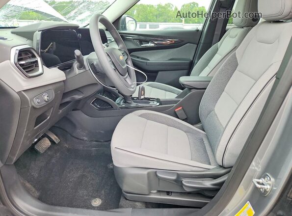 KL79MMSL4TB082167 2026 CHEVROLET TRAILBLAZER Gray Front interior view