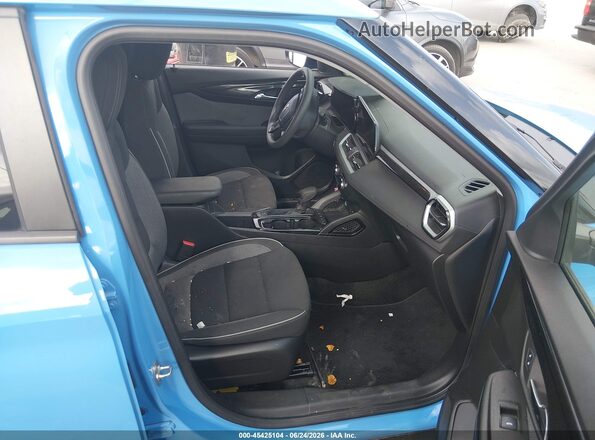 KL79MMSL7RB189349 2024 CHEVROLET TRAILBLAZER Blue Front interior view