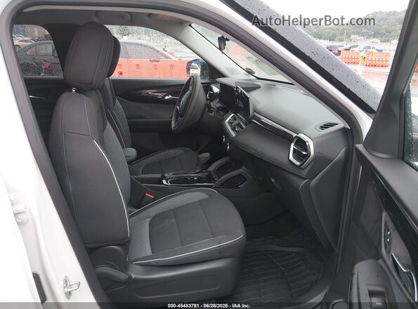 KL79MMSP4SB125147 2025 CHEVROLET TRAILBLAZER White Vista interior delantera