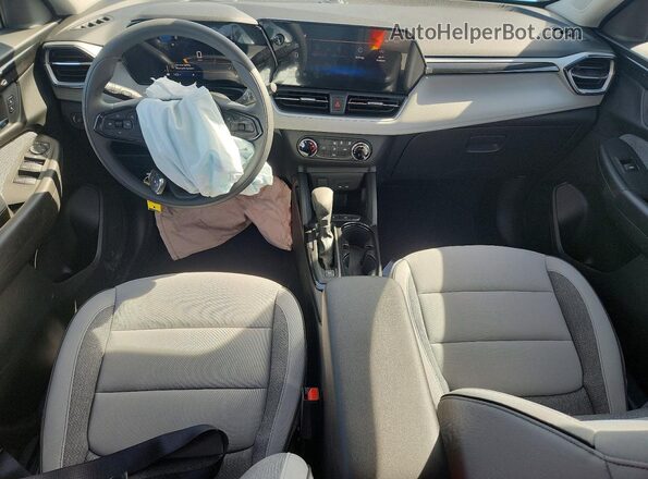 KL79MMSP9TB123850 2026 CHEVROLET TRAILBLAZER Blue Dashboard view