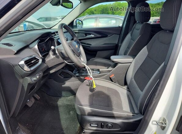 KL79MPS21PB210217 2023 CHEVROLET TRAILBLAZER Белый 