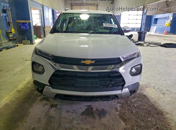 KL79MPS22MB106721 2021 CHEVROLET TRAILBLAZER White Widok z przodu