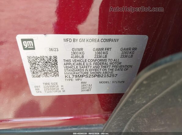 KL79MPS25PB215257 2023 CHEVROLET TRAILBLAZER Red Vista del compartimento del motor
