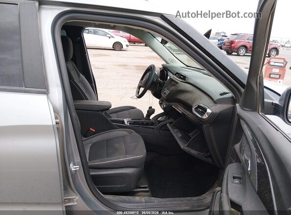 KL79MPS27PB183363 2023 CHEVROLET TRAILBLAZER Silver Սալոնի դիմացի տեսք