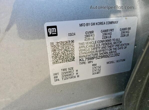 KL79MPS29RB211392 2024 CHEVROLET TRAILBLAZER Silver VIN კოდის სტიკერის ხედი