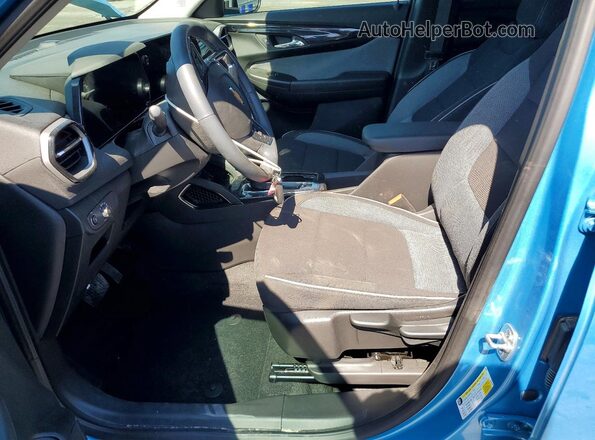 KL79MPSL0SB070632 2025 CHEVROLET TRAILBLAZER Blue წინა სალონის ხედი