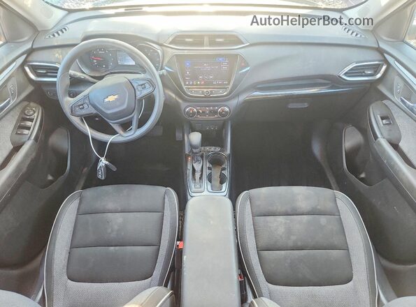 KL79MPSL2NB085069 2022 CHEVROLET TRAILBLAZER Бордовый Вид панели приборов