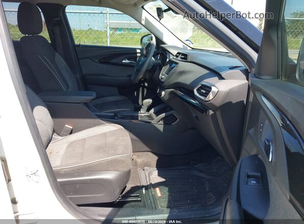 KL79MPSL5NB061140 2022 CHEVROLET TRAILBLAZER Белый Вид салона спереди