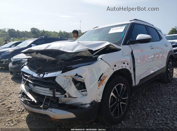 KL79MPSLXSB190955 2025 CHEVROLET TRAILBLAZER White წინა მარცხენა ხედი სამი მეოთხედიდან