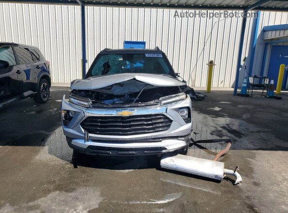 KL79MPSP1SB136494 2025 CHEVROLET TRAILBLAZER Gray წინა ხედი