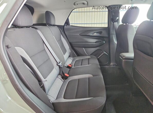 KL79MRSL3TB182290 2026 CHEVROLET TRAILBLAZER Green უკანა სალონის ხედი