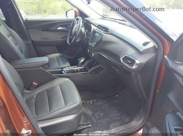 KL79MRSL7MB141176 2021 CHEVROLET TRAILBLAZER Orange Front interior view