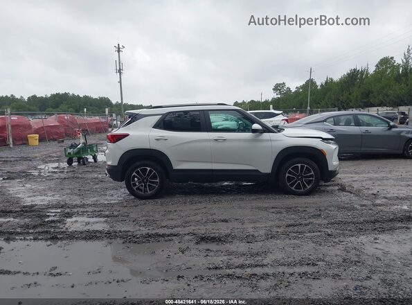 KL79MRSL7SB066671 2025 CHEVROLET TRAILBLAZER White Widok wnętrza z tyłu