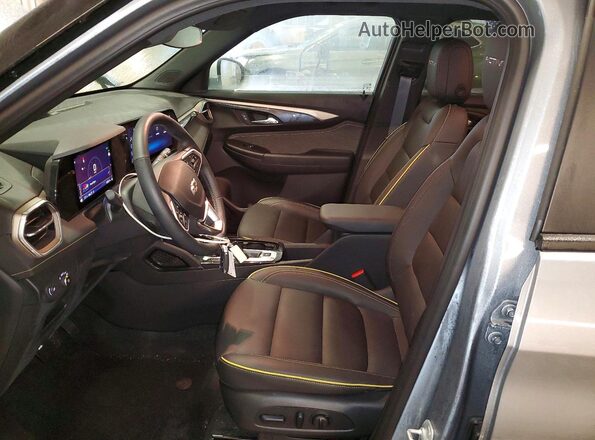 KL79MSSL4RB190723 2024 CHEVROLET TRAILBLAZER Silver წინა სალონის ხედი