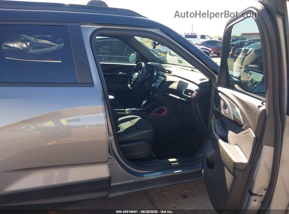KL79MTSL1PB141529 2023 CHEVROLET TRAILBLAZER Gray წინა სალონის ხედი