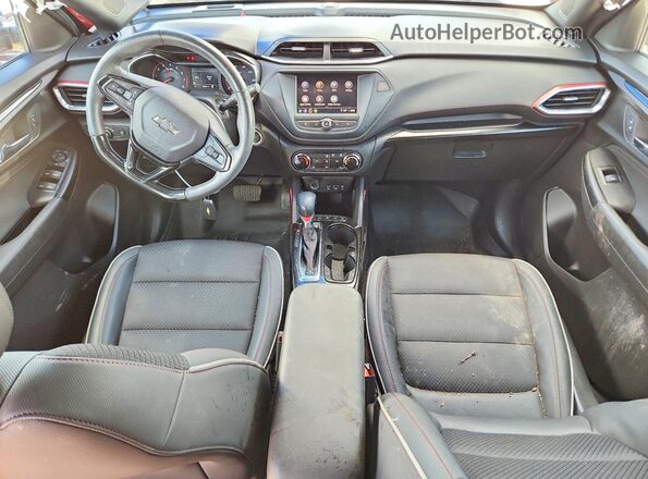 KL79MTSL2NB110108 2022 CHEVROLET TRAILBLAZER Red Widok deski rozdzielczej