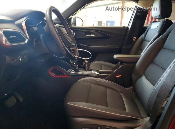 KL79MTSL3PB217381 2023 CHEVROLET TRAILBLAZER Red Вид салону спереду