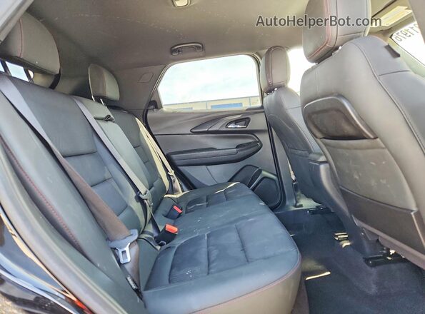 KL79MTSL6NB070129 2022 CHEVROLET TRAILBLAZER Black Rear interior view
