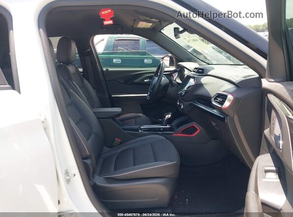 KL79MTSL6PB162778 2023 CHEVROLET TRAILBLAZER Белый Вид салона спереди