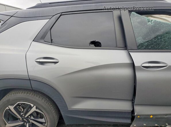KL79MTSL7PB190136 2023 CHEVROLET TRAILBLAZER Gray Rear interior view