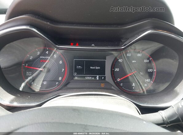 KL79MTSL9PB093178 2023 CHEVROLET TRAILBLAZER Red Widok tylnych siedzeń