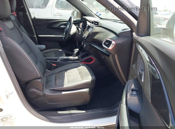 KL79MTSL9PB098865 2023 CHEVROLET TRAILBLAZER White Vista interior delantera